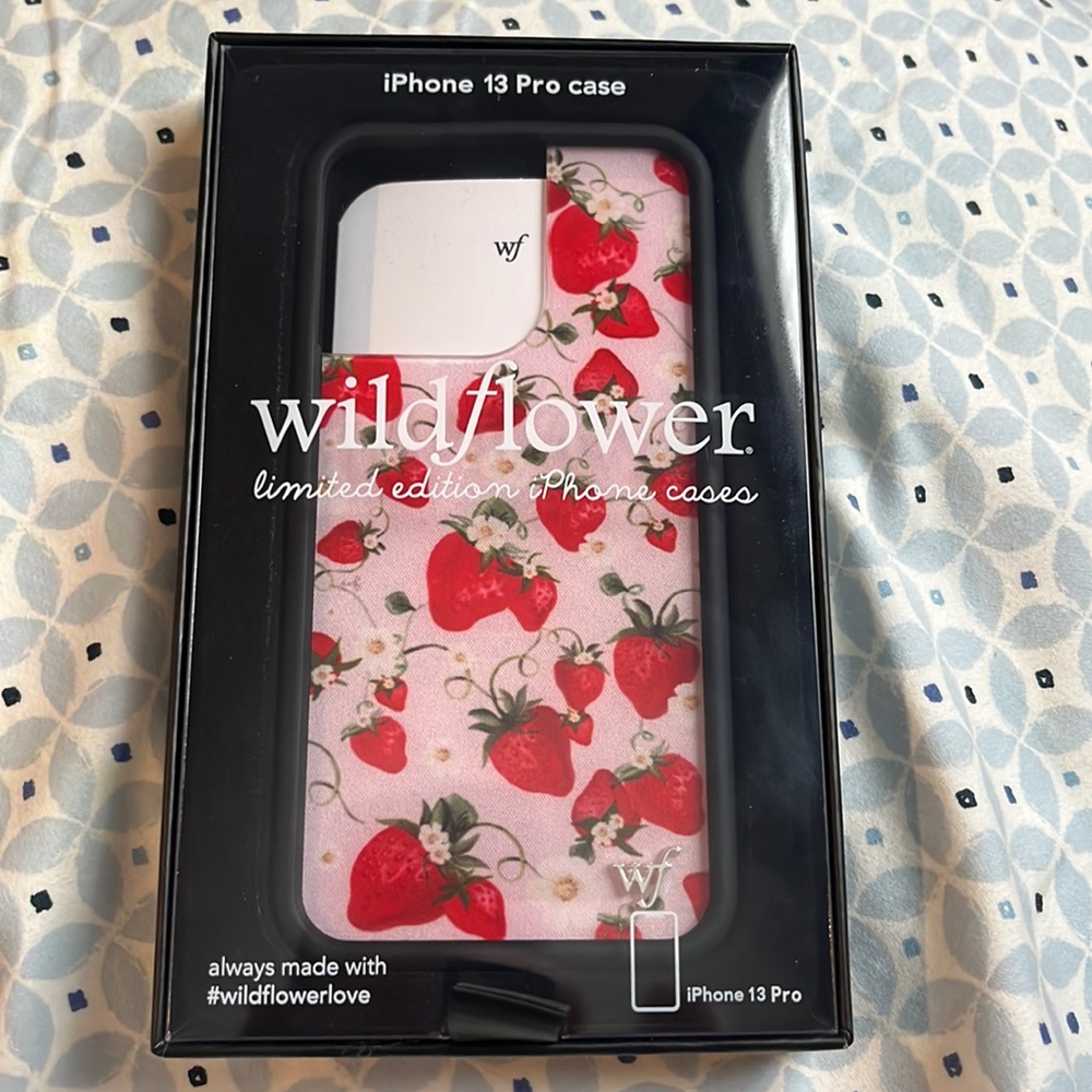 Wildflower Iphone 13 pro case